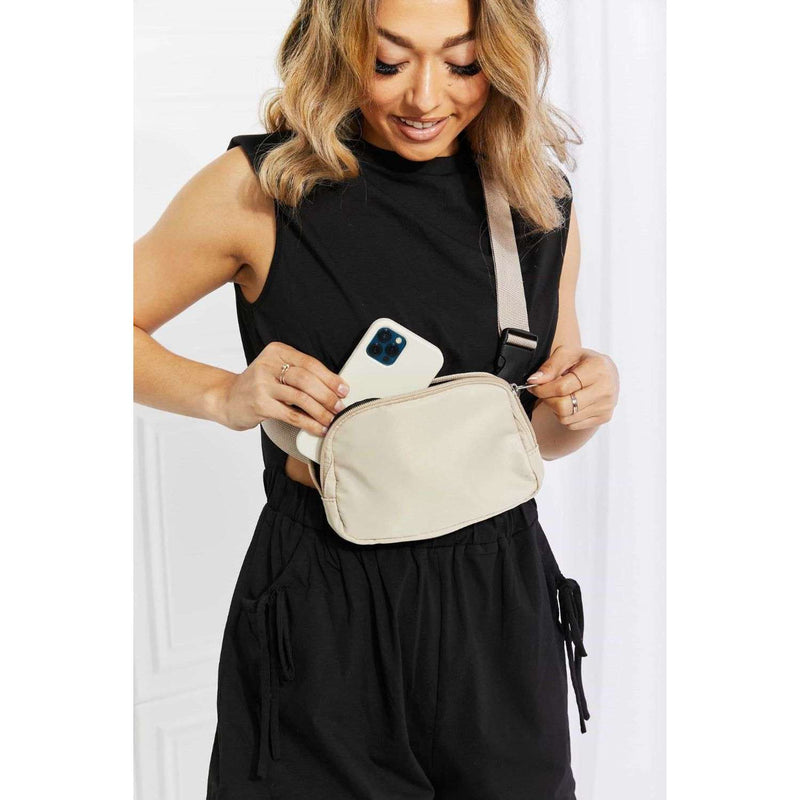 Buckle Zip Closure Fanny Pack:The Rustic Buffalo Boutique