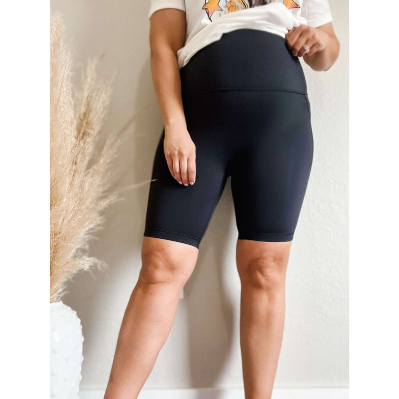 Feel Like Skin Elastic Waistband Pocket Biker Shorts:The Rustic Buffalo Boutique