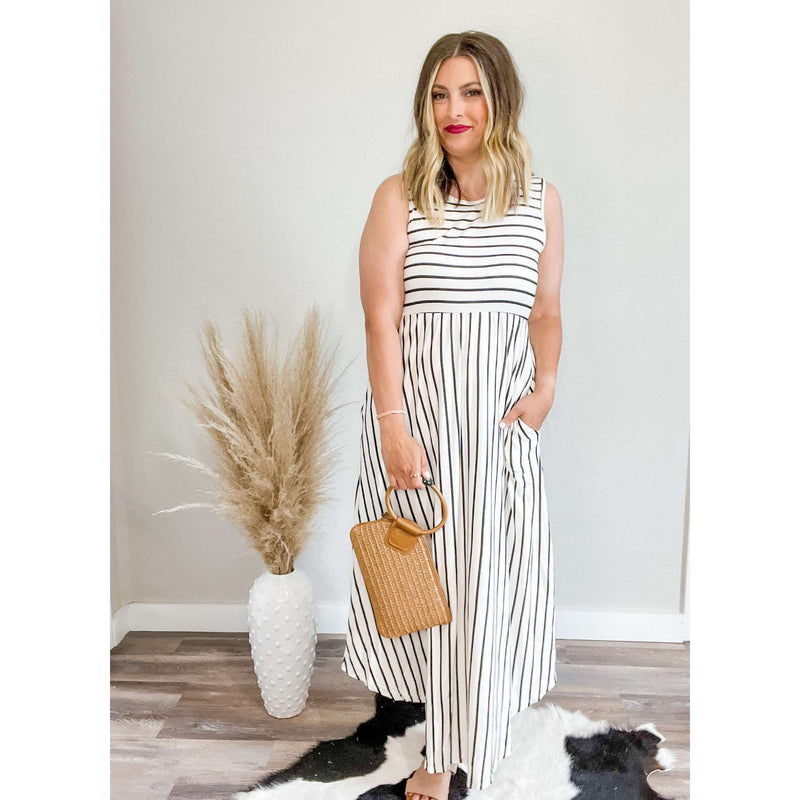 Beach Day Dress In Ivory:The Rustic Buffalo Boutique